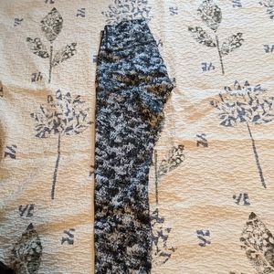 High rise 28" jacquard wunder unders